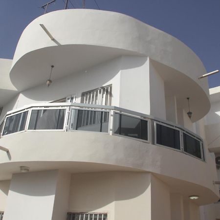 Apartmán "La Coquille", Joli Loft, Moderne, Propre, Sur Et Calme Au Coeur De Saly Exteriér fotografie